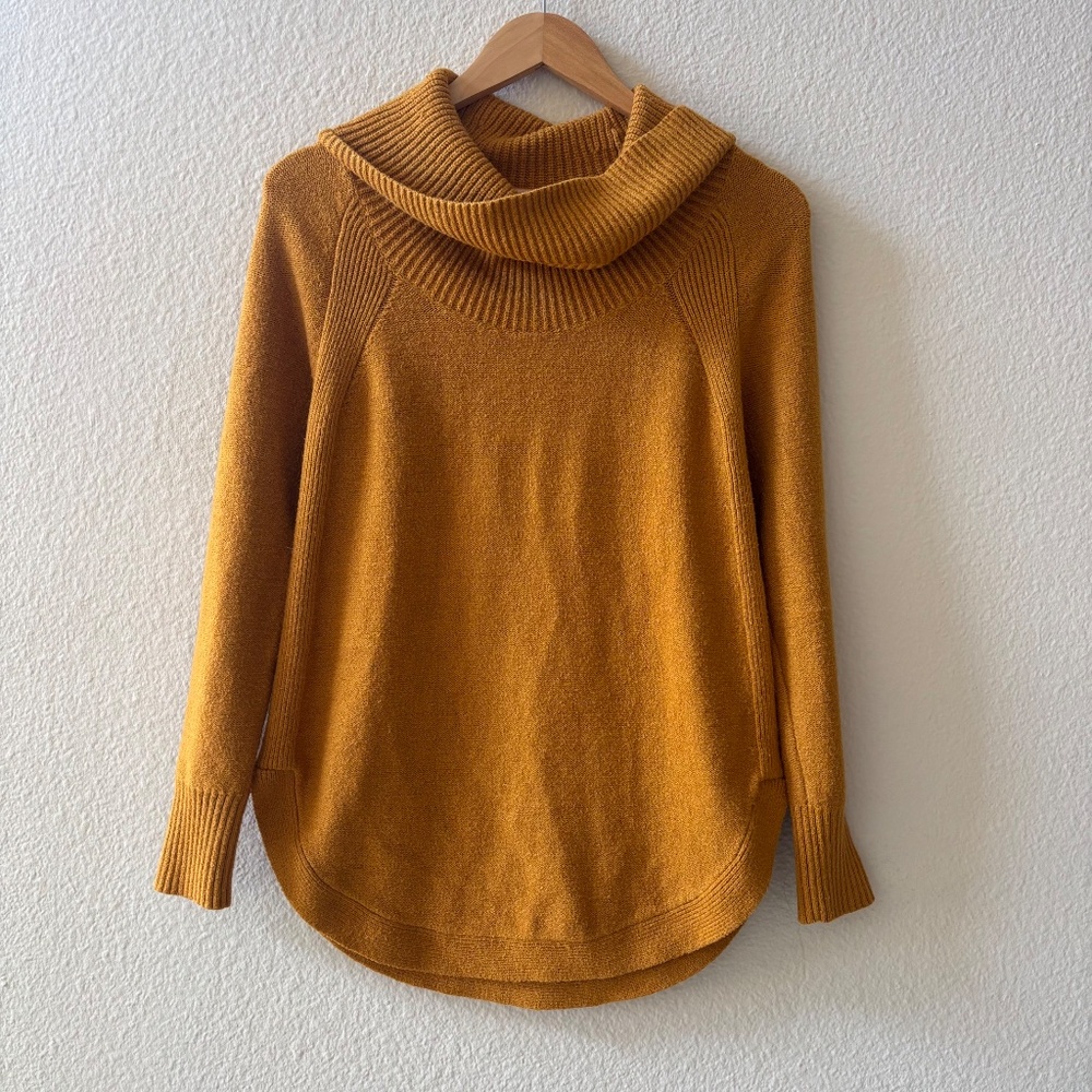 Moth Anthropologie Turtleneck Sweater Oversized XS